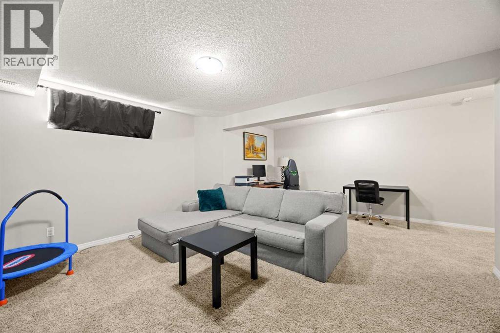 76 Crystal Shores Heights, Okotoks, Alberta  T1S 2K9 - Photo 32 - A2306208