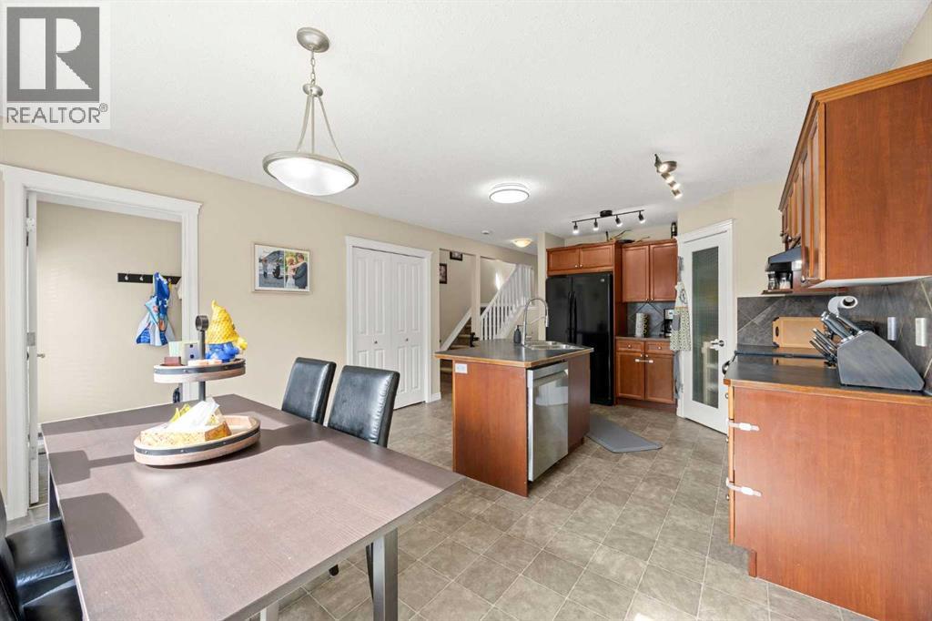 76 Crystal Shores Heights, Okotoks, Alberta  T1S 2K9 - Photo 14 - A2306208