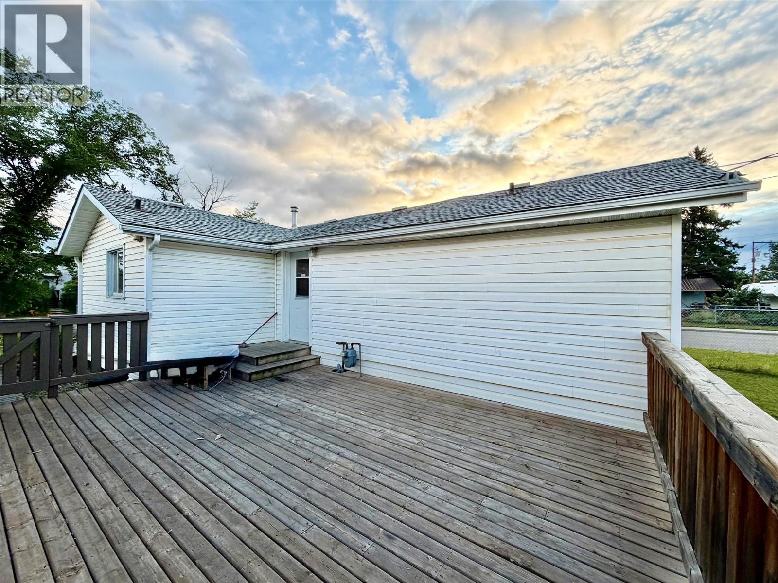 832 106 Avenue, Dawson Creek, British Columbia  V1G 2N4 - Photo 17 - 10393473