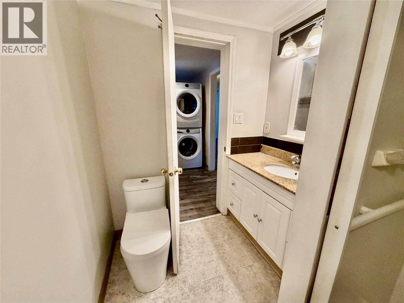 832 106 Avenue, Dawson Creek, British Columbia  V1G 2N4 - Photo 12 - 10393473