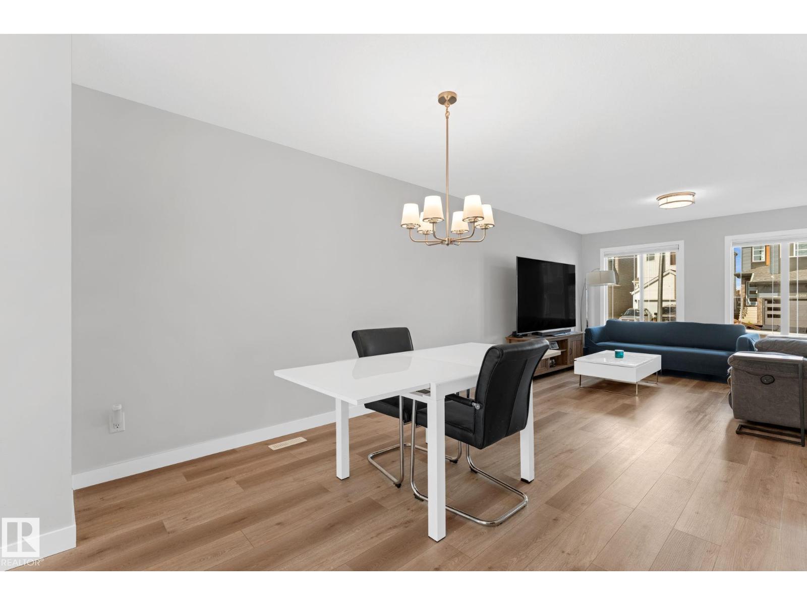 17355 6 St Ne, Edmonton, Alberta  T5Y 4G1 - Photo 11 - E4501101