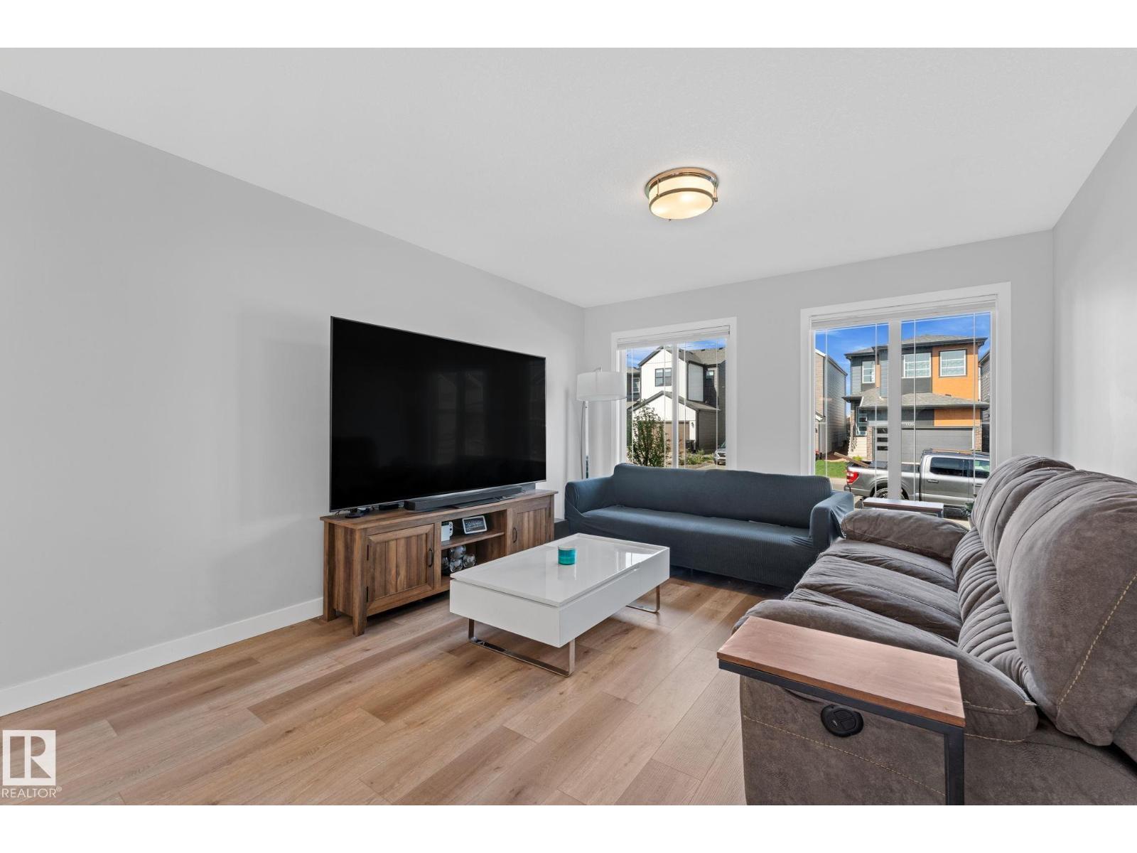 17355 6 St Ne, Edmonton, Alberta  T5Y 4G1 - Photo 6 - E4501101