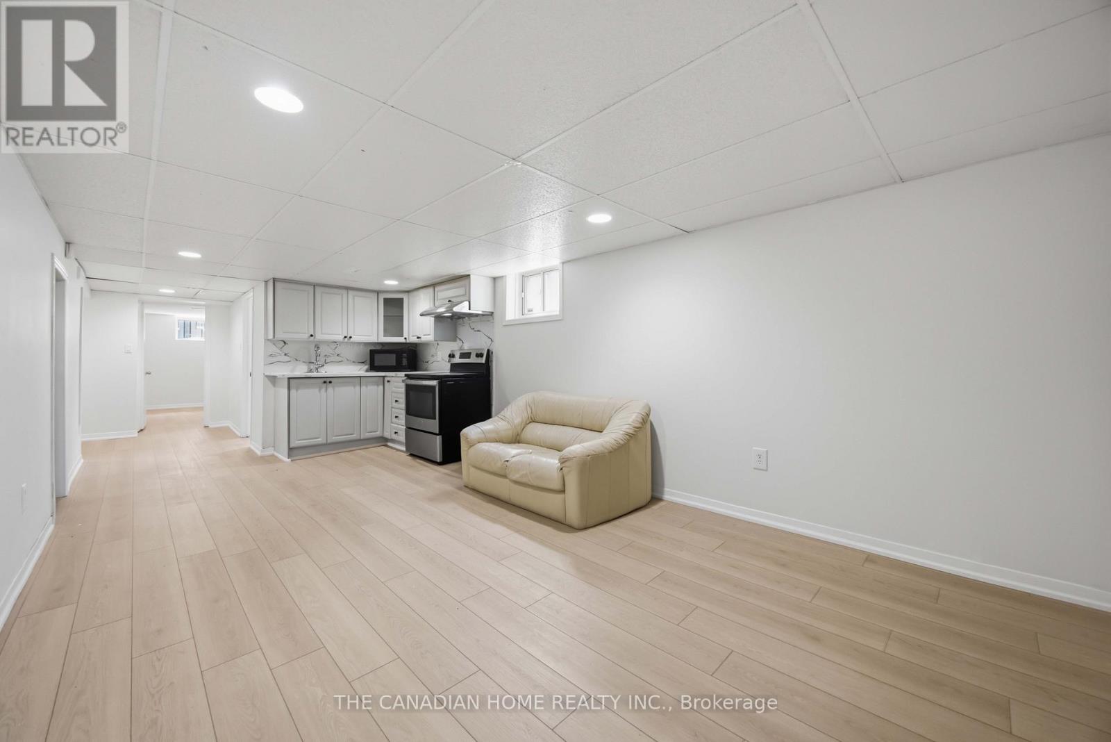 1373 Pharmacy Avenue, Toronto, Ontario  M1R 2J6 - Photo 30 - E13625132