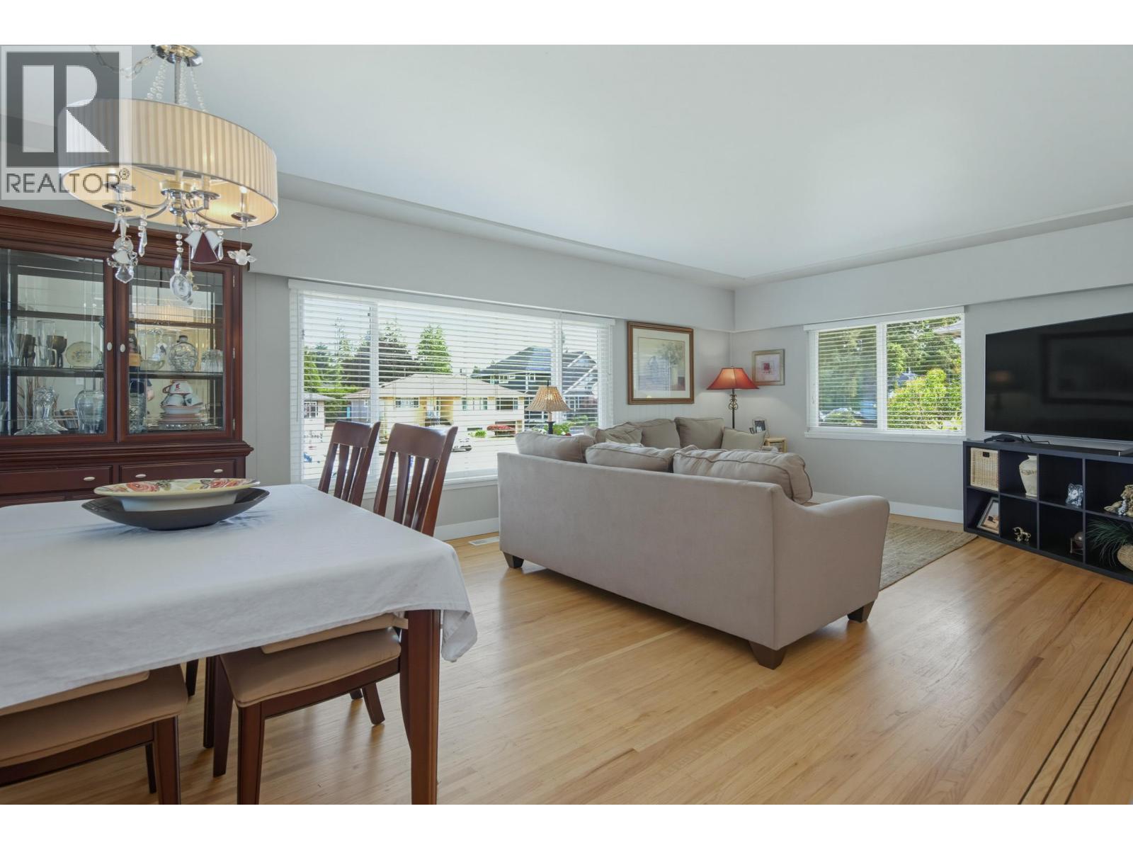 942 Porter Street, Coquitlam, British Columbia V3J 5C2 - Photo 7 - R3139998