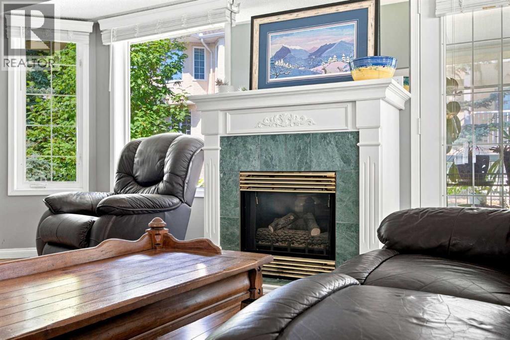 128 Sienna Park Green Sw, Calgary, Alberta  T3H 3N7 - Photo 12 - A2330020