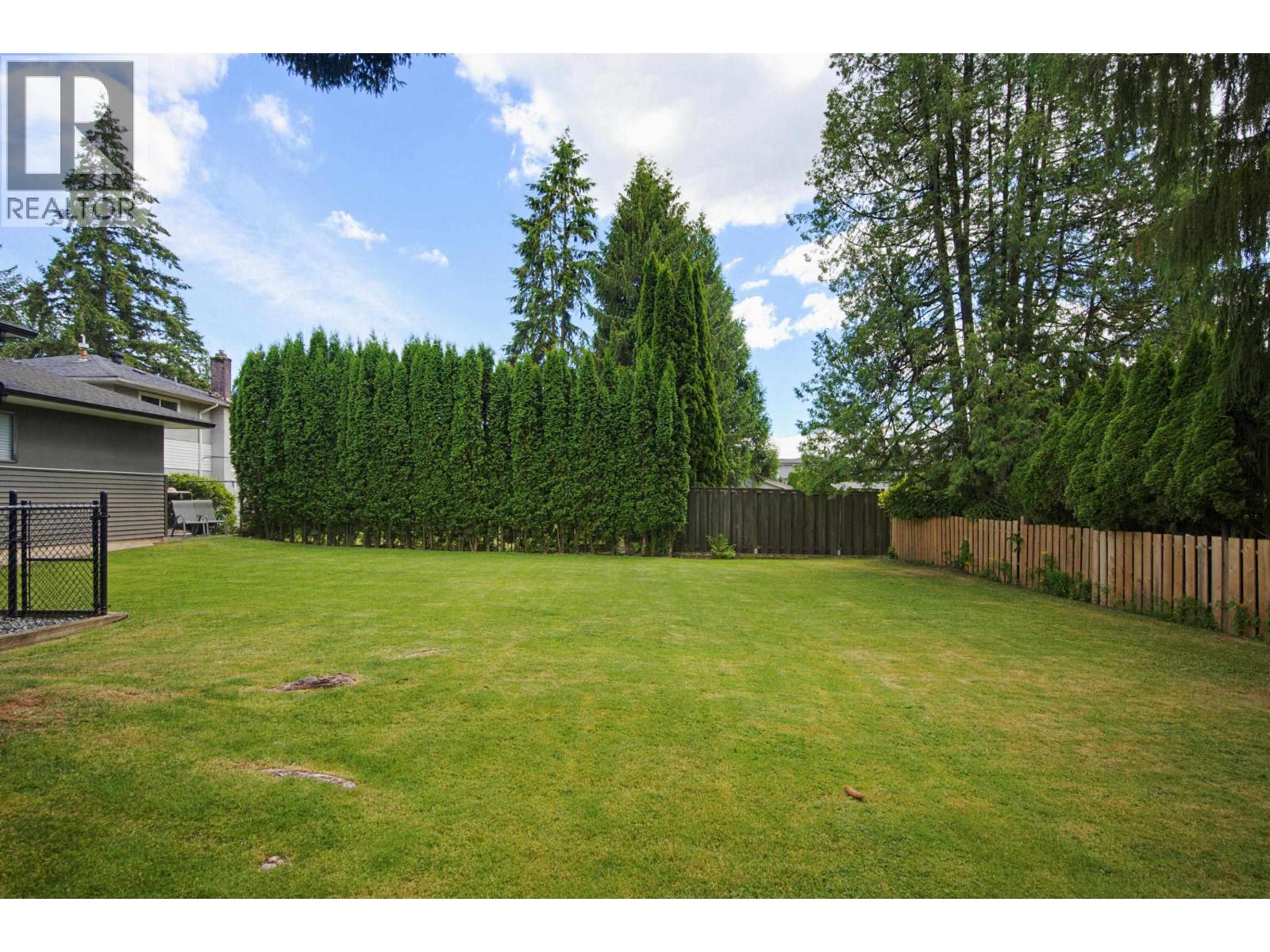 942 Porter Street, Coquitlam, British Columbia V3J 5C2 - Photo 36 - R3139998