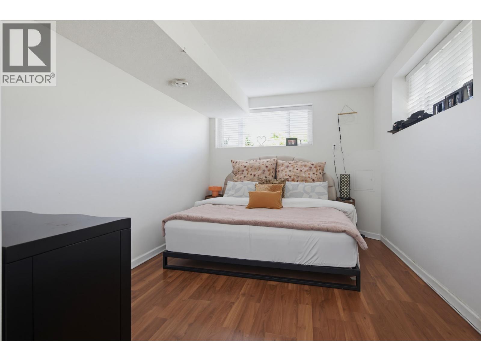 942 Porter Street, Coquitlam, British Columbia V3J 5C2 - Photo 28 - R3139998