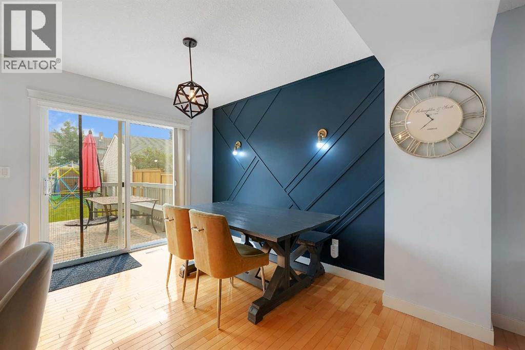 5532 Forand Street SW, Calgary, Alberta  T3E 7S6 - Photo 9 - A2332203