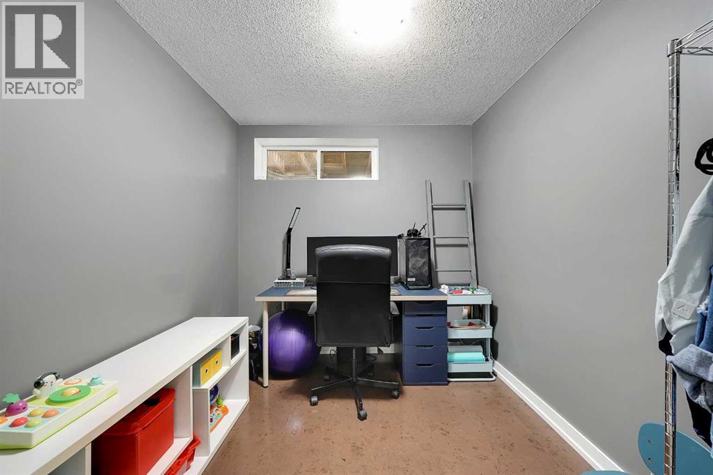 5532 Forand Street SW, Calgary, Alberta  T3E 7S6 - Photo 34 - A2332203