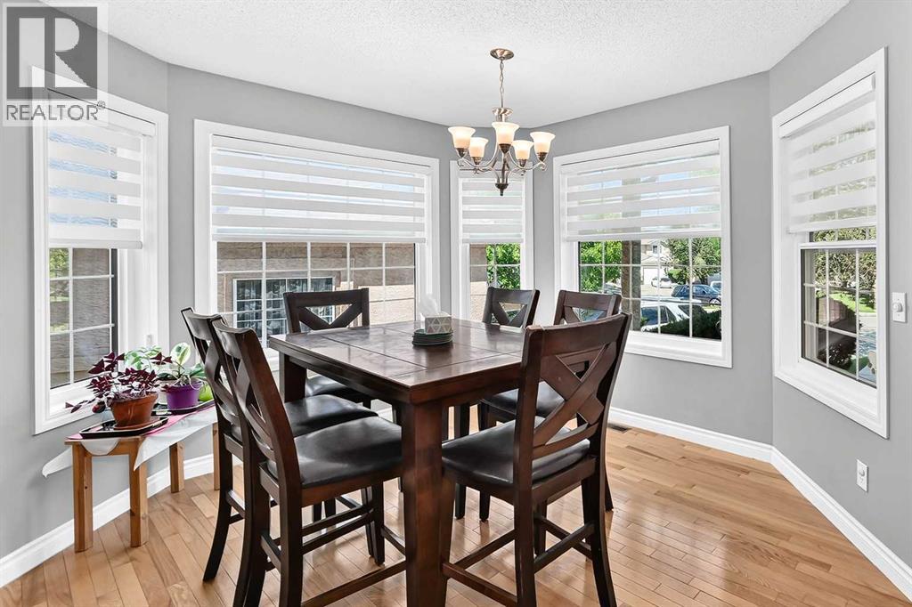 238 Scenic Acres Terrace NW, Calgary, Alberta  T3L 1Y4 - Photo 4 - A2323005