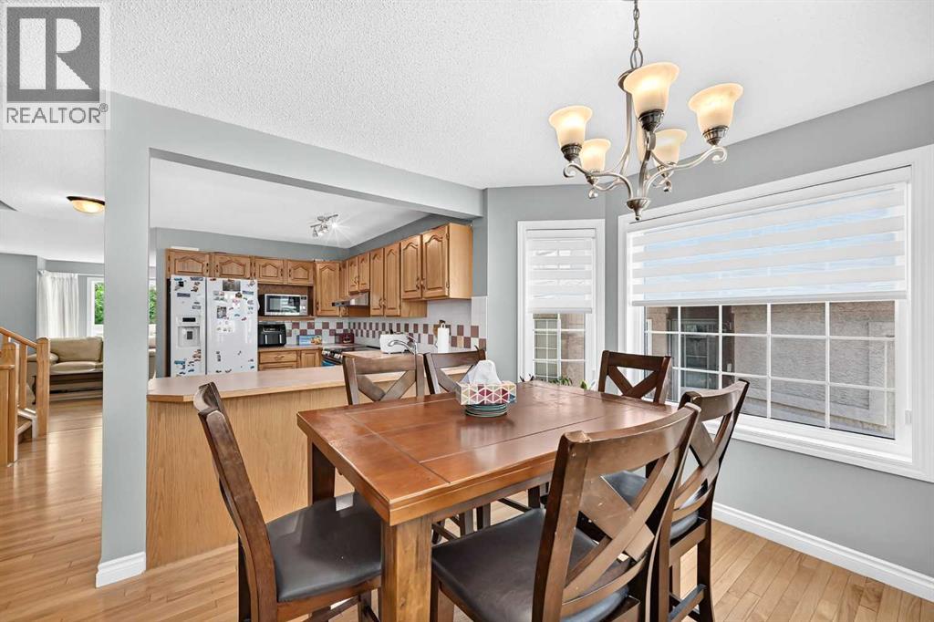 238 Scenic Acres Terrace NW, Calgary, Alberta  T3L 1Y4 - Photo 5 - A2323005
