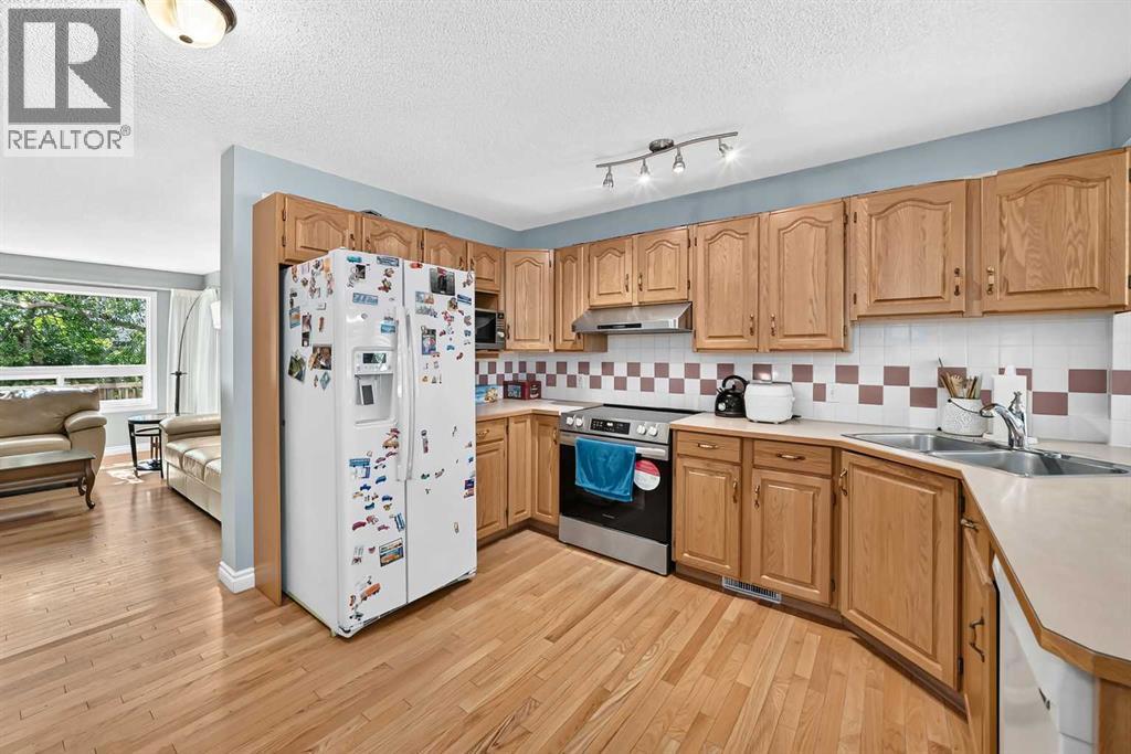 238 Scenic Acres Terrace NW, Calgary, Alberta  T3L 1Y4 - Photo 8 - A2323005