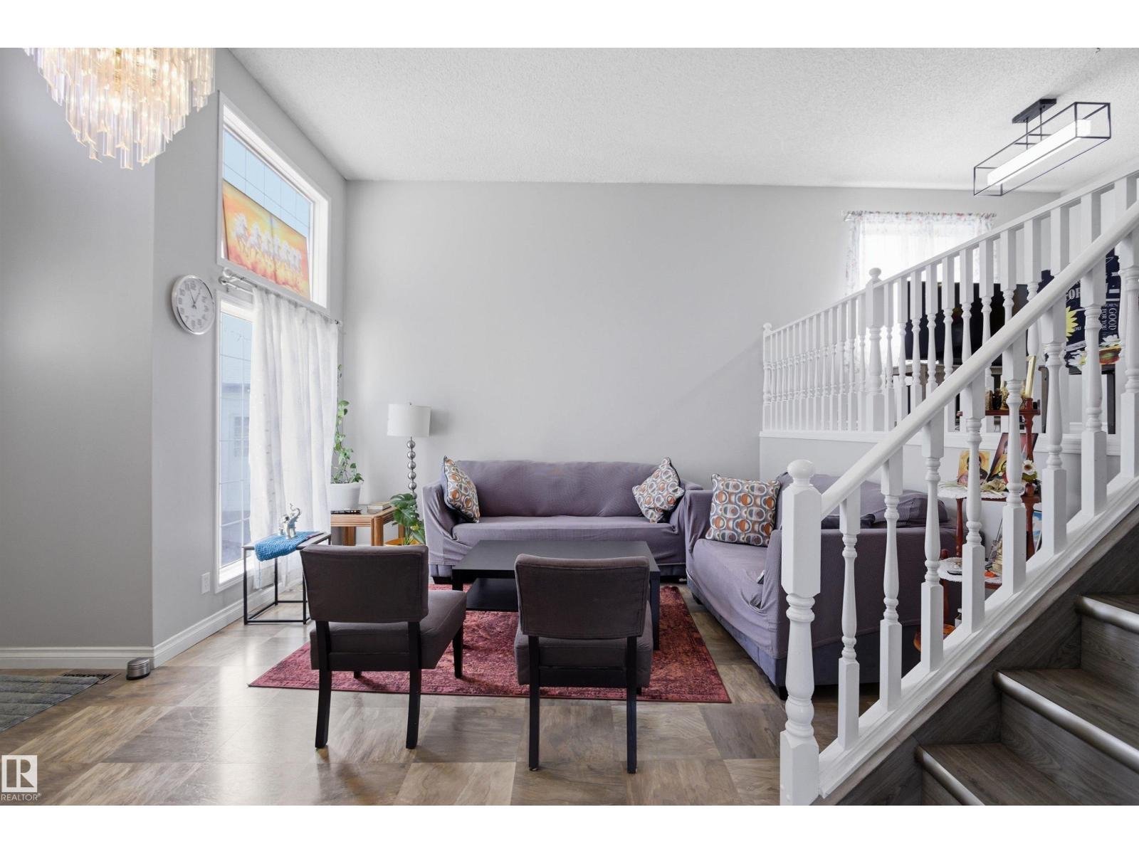 3940 33 ST NW, Edmonton, Alberta