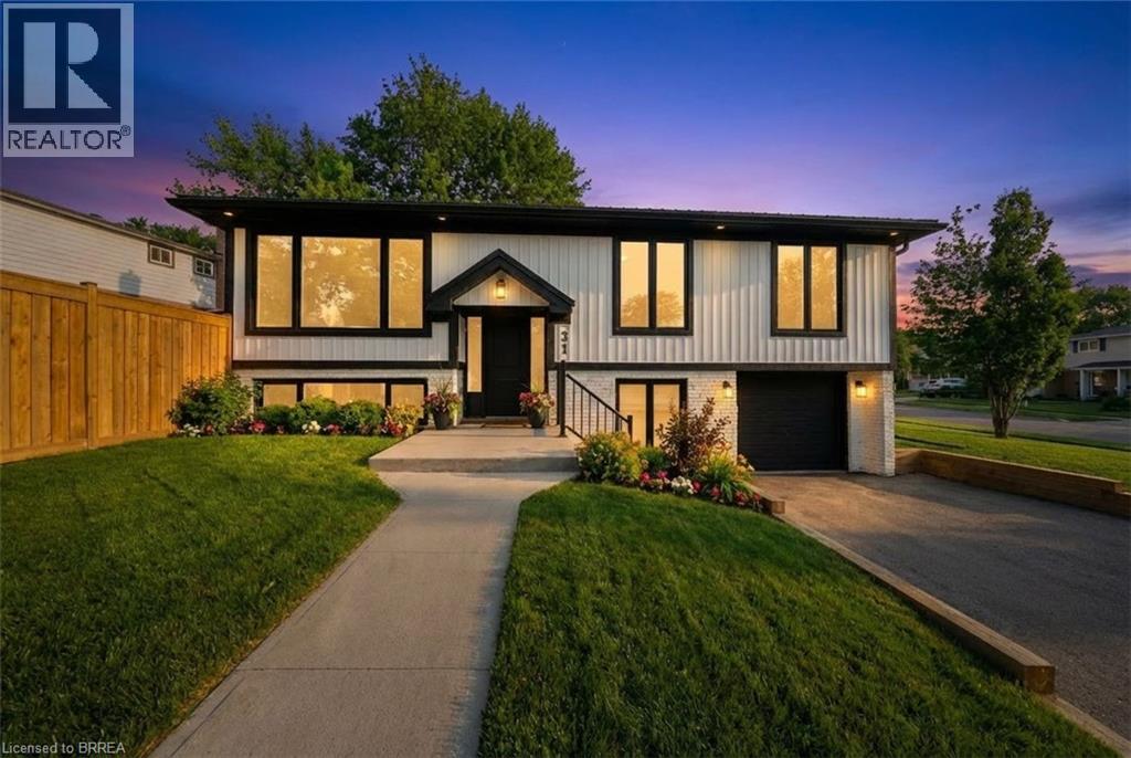 31 HILLCREST Avenue, Brantford, Ontario