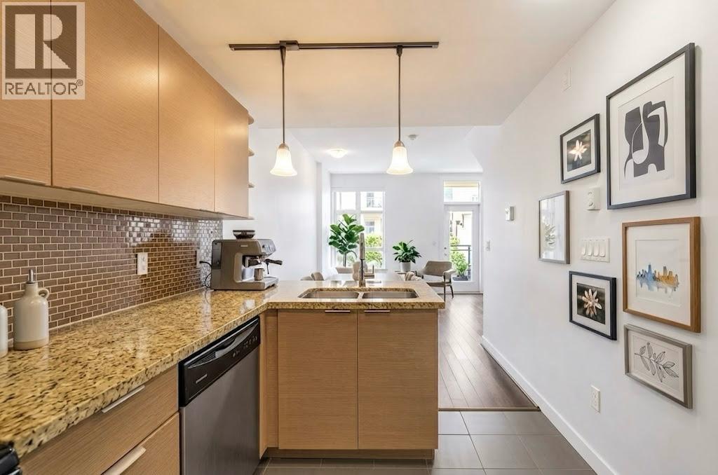 55 2239 Kingsway, Vancouver, British Columbia  V5N 0E5 - Photo 4 - R3105340