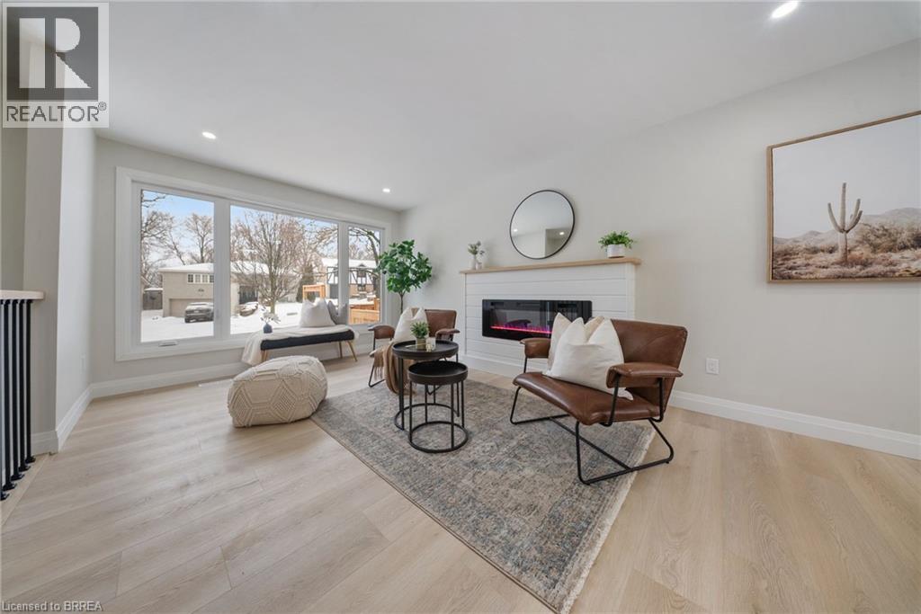 31 Hillcrest Avenue, Brantford, Ontario  N3T 5Z2 - Photo 7 - 40837776