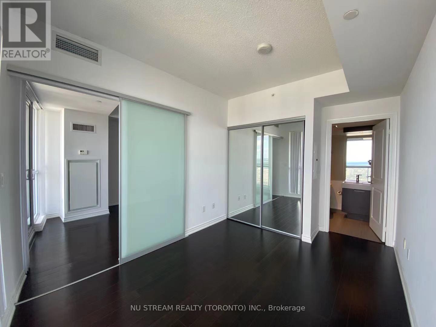 4504 - 386 Yonge Street, Toronto, Ontario  M5B 0A5 - Photo 17 - C13630788