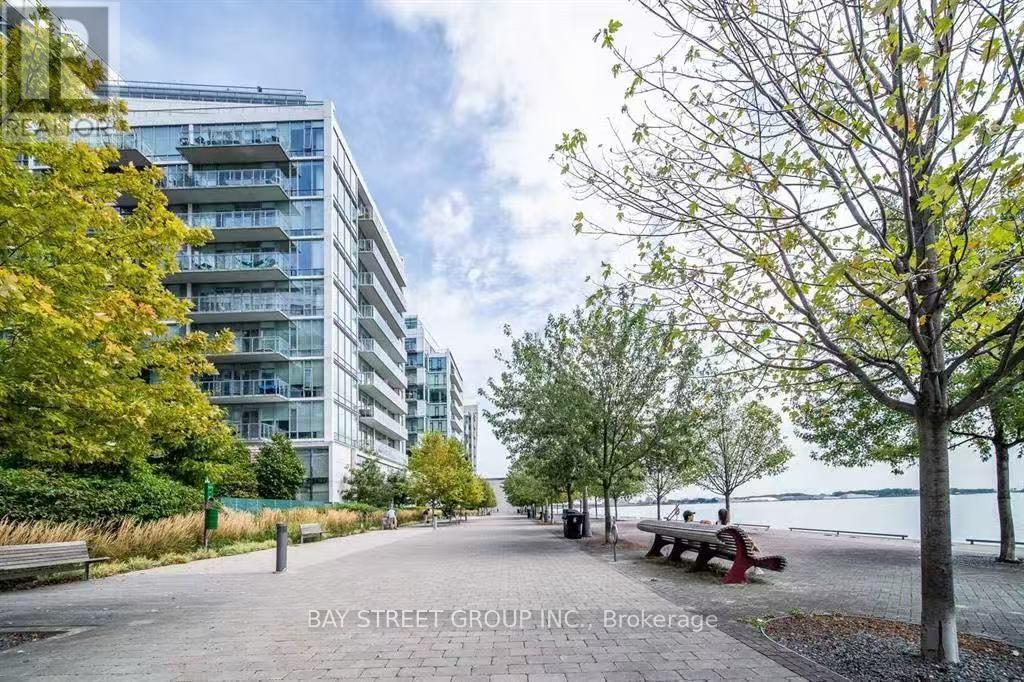 727 - 29 Queens Quay E, Toronto, Ontario  M5E 0A4 - Photo 2 - C13630792