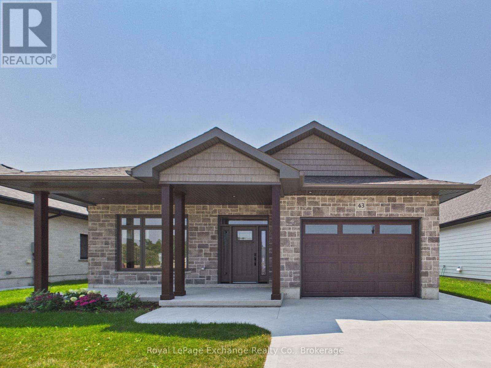 43 MERCEDES CRESCENT, Kincardine, Ontario