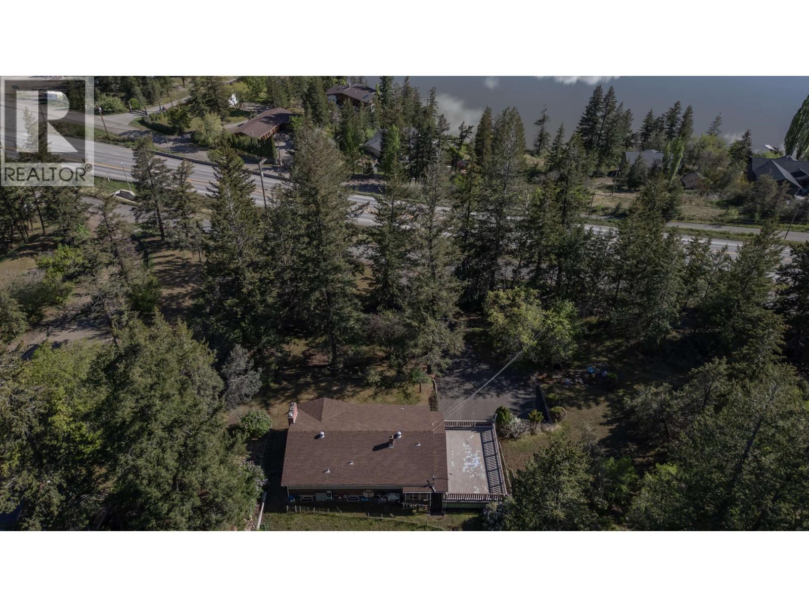 2038 White Road, Williams Lake, British Columbia  V2G 5G9 - Photo 8 - R3123729