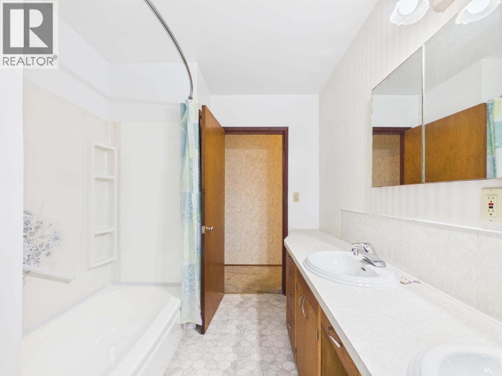 2038 White Road, Williams Lake, British Columbia  V2G 5G9 - Photo 24 - R3123729