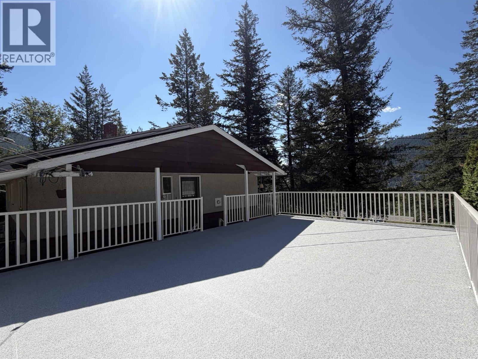 2038 White Road, Williams Lake, British Columbia  V2G 5G9 - Photo 38 - R3123729