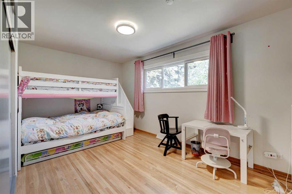212 Hendon Drive NW, Calgary, Alberta  T2K 1Z2 - Photo 12 - A2327802