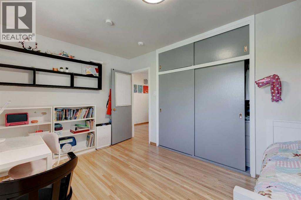 212 Hendon Drive NW, Calgary, Alberta  T2K 1Z2 - Photo 13 - A2327802