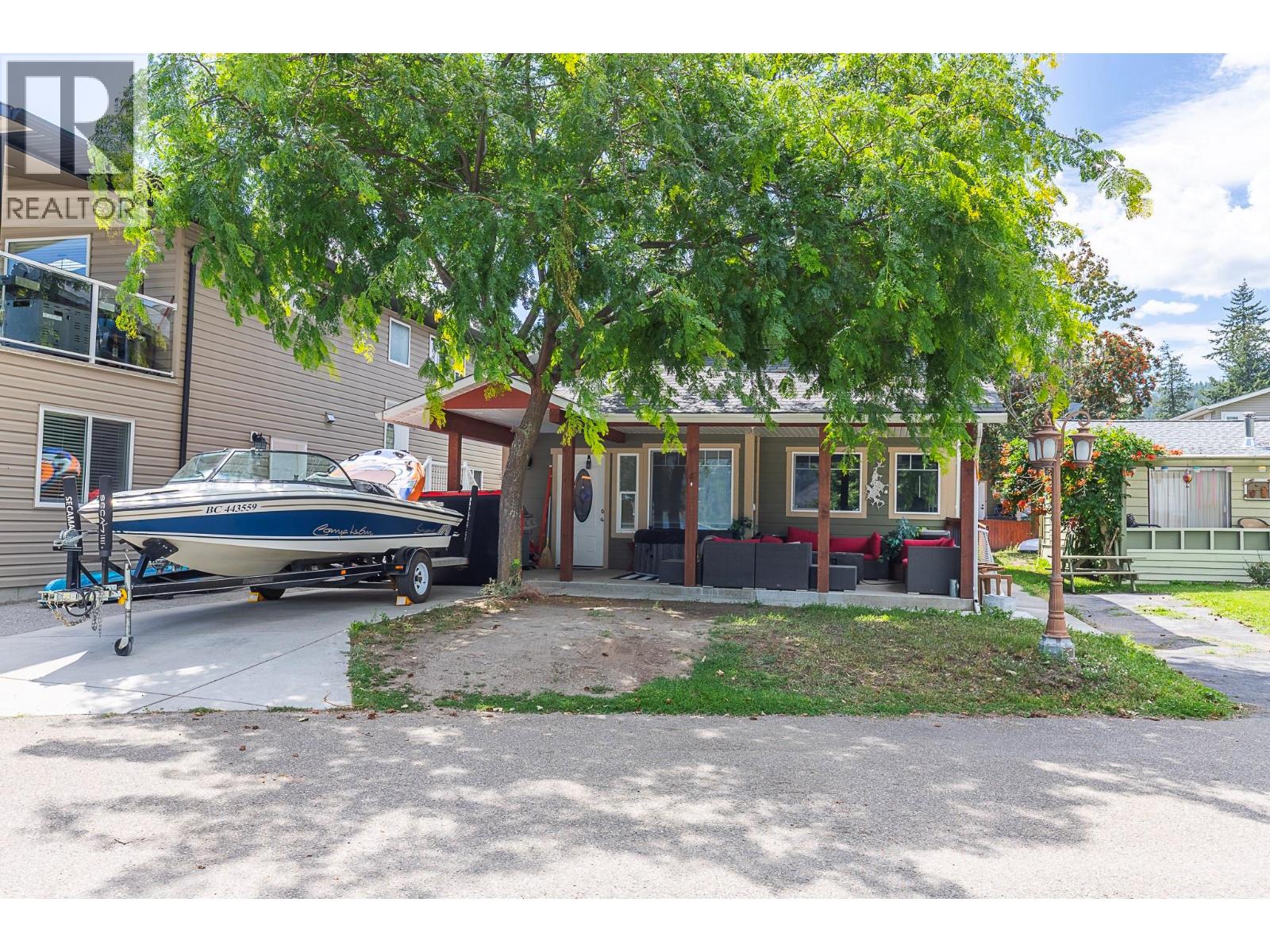 42 Lakeshore Drive, Vernon, British Columbia  V1H 2A1 - Photo 3 - 10367031
