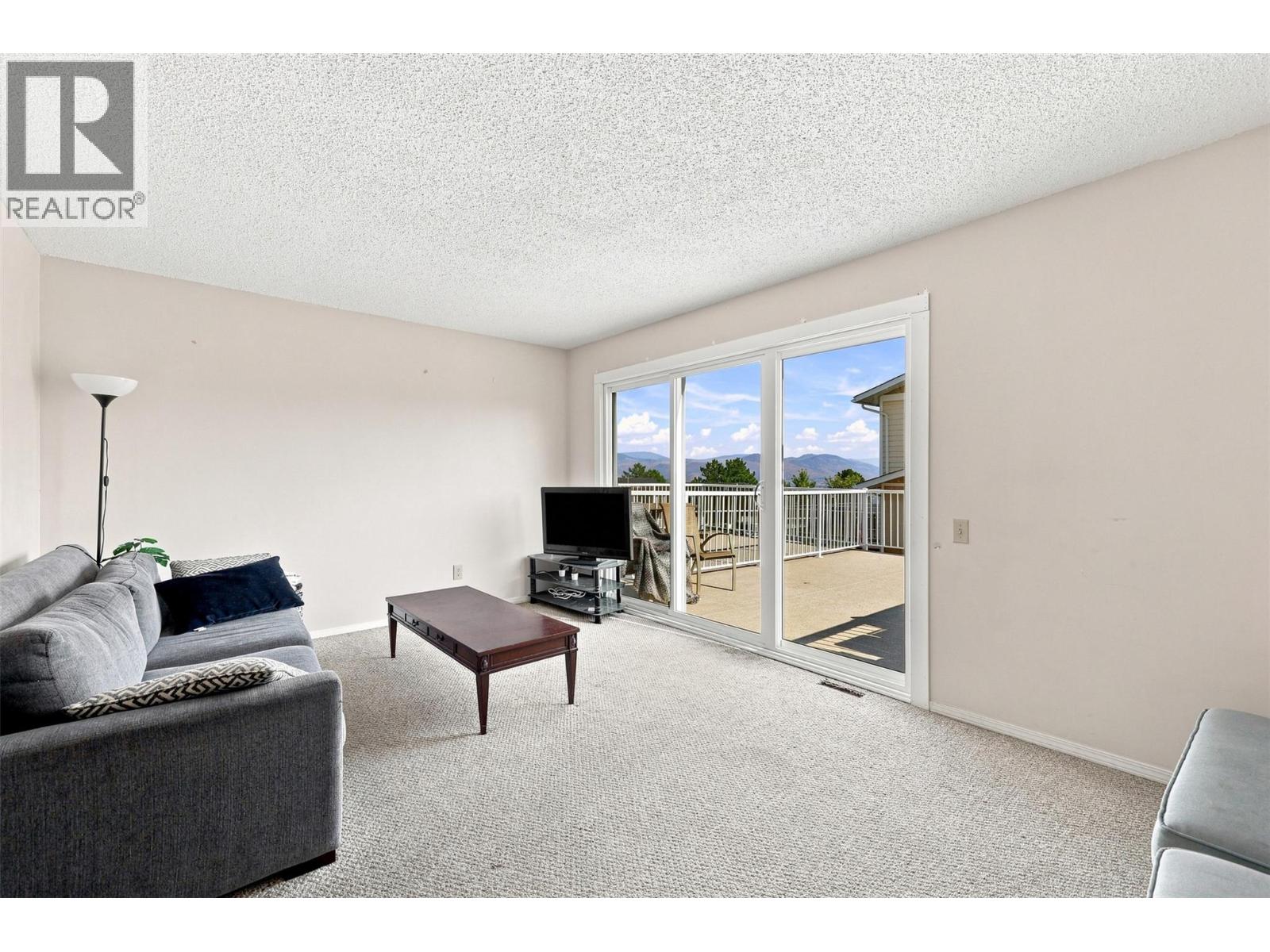643 Mcbeth Place Unit# 106, Kamloops, British Columbia  V2C 5V9 - Photo 4 - 10396135
