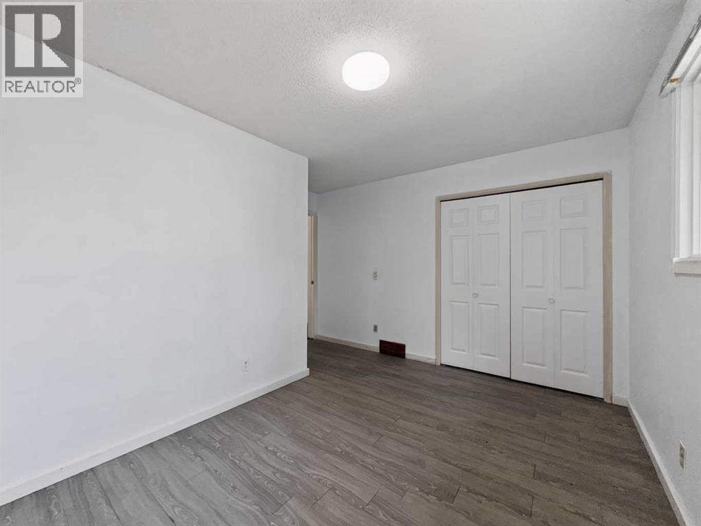 207 Deer Ridge Way SE, Calgary, Alberta  T2J 5Y8 - Photo 34 - A2334120