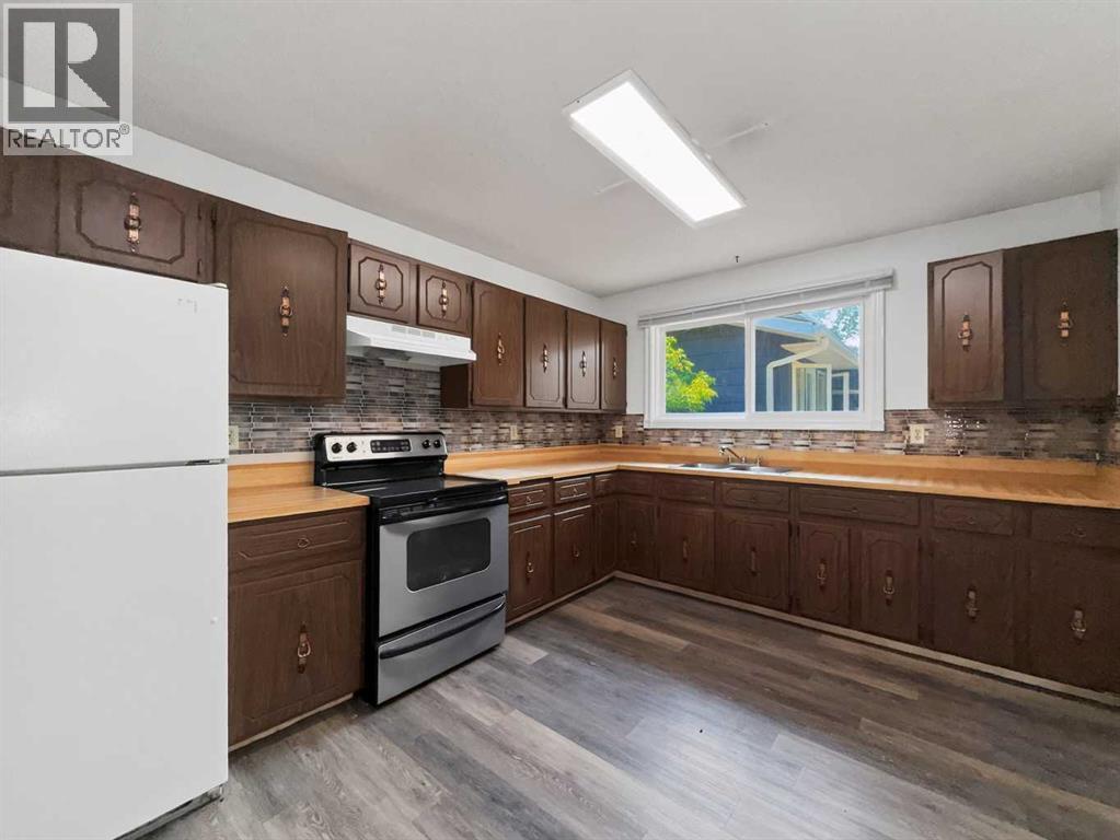 207 Deer Ridge Way SE, Calgary, Alberta  T2J 5Y8 - Photo 12 - A2334120