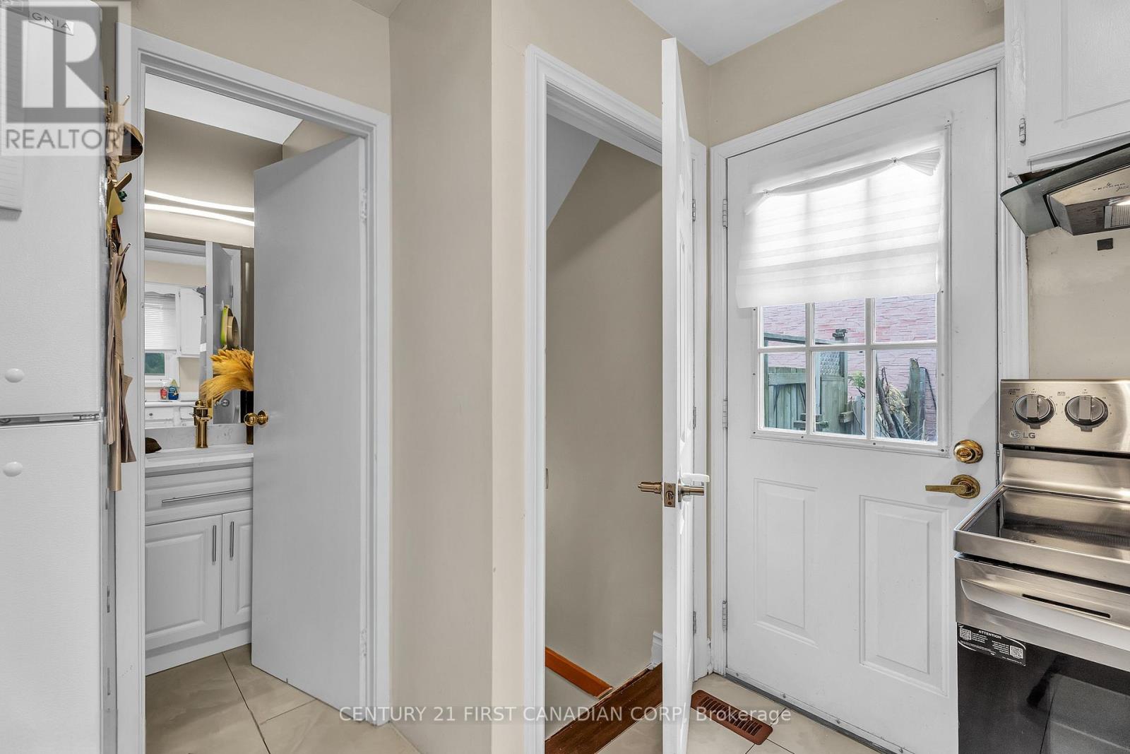 22 Denlaw Road, London North, Ontario  N6G 3L4 - Photo 17 - X13537730