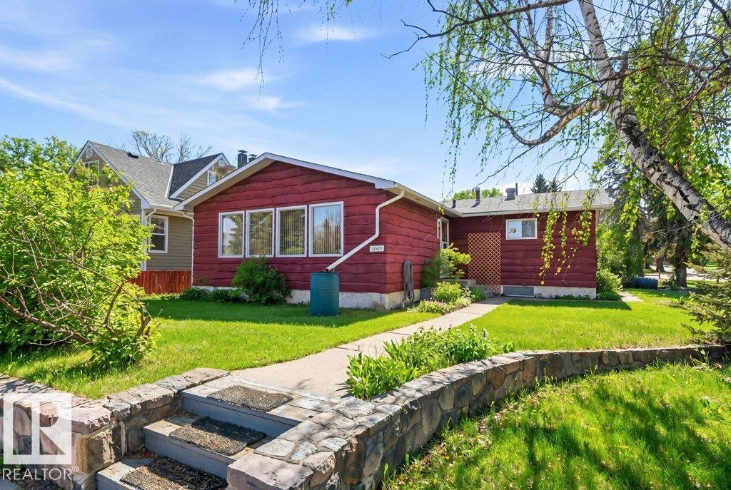 10459 66 AV NW, Edmonton, Alberta