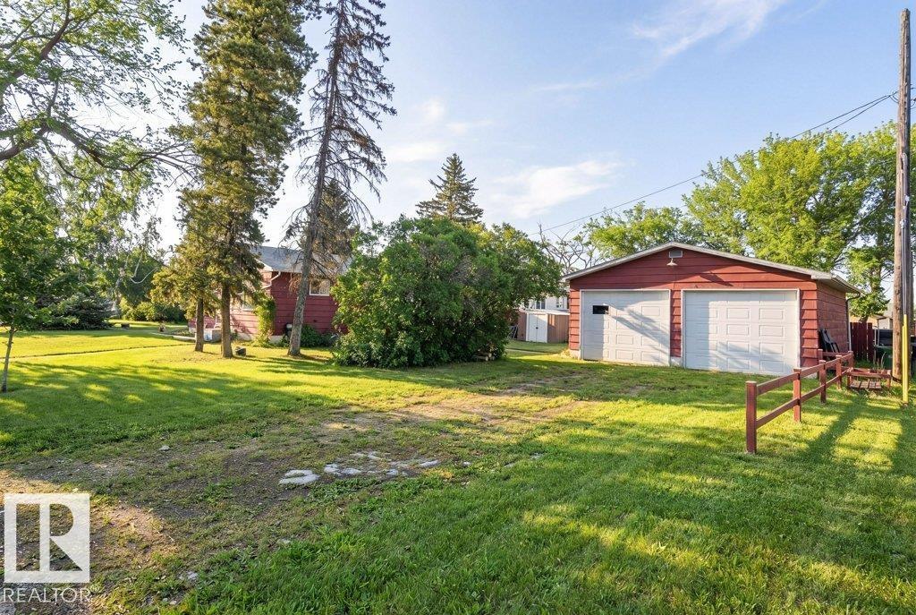 10459 66 Av NW, Edmonton, Alberta  T6H 1X2 - Photo 2 - E4501878