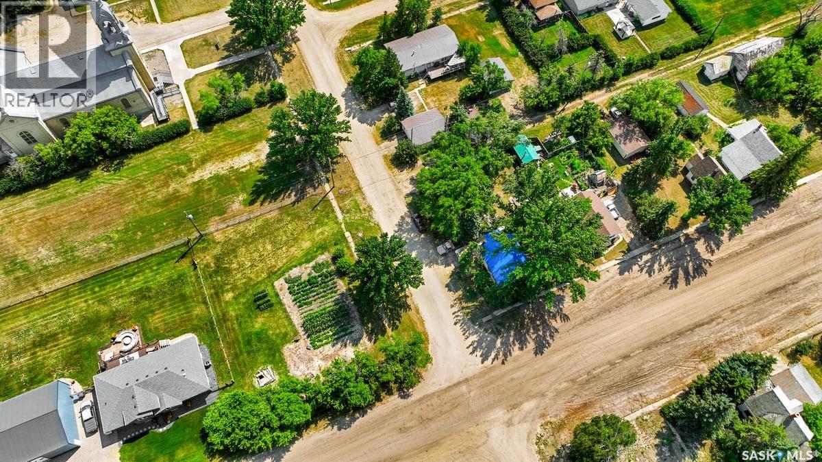 830 Main Street, Holdfast, Saskatchewan  S0G 0E3 - Photo 10 - SK044242