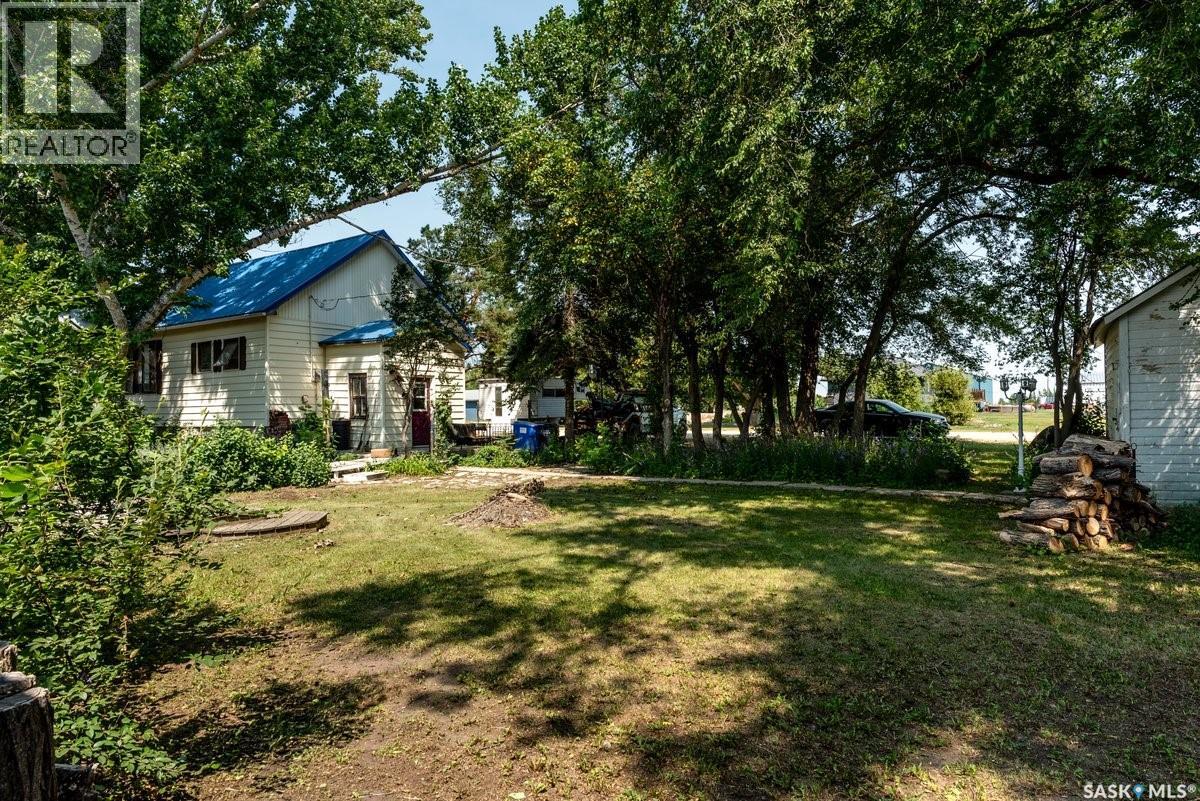 830 Main Street, Holdfast, Saskatchewan  S0G 0E3 - Photo 16 - SK044242