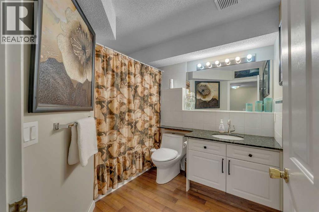 44 Douglas Glen Crescent SE, Calgary, Alberta  T2Z 3M6 - Photo 32 - A2329707