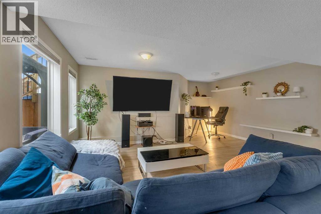 44 Douglas Glen Crescent SE, Calgary, Alberta  T2Z 3M6 - Photo 36 - A2329707