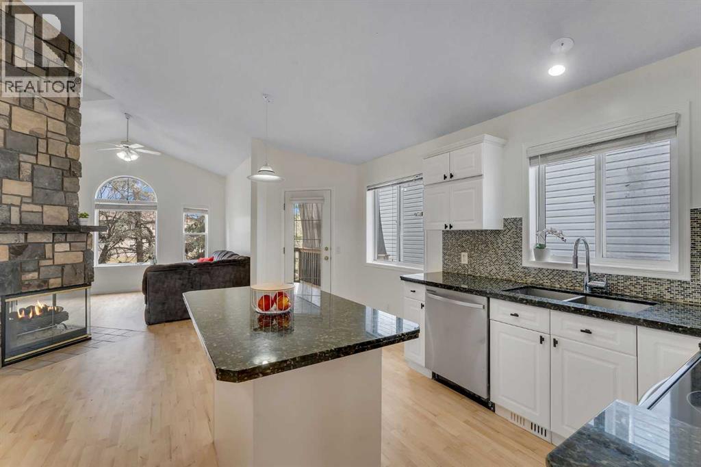 44 Douglas Glen Crescent SE, Calgary, Alberta  T2Z 3M6 - Photo 18 - A2329707