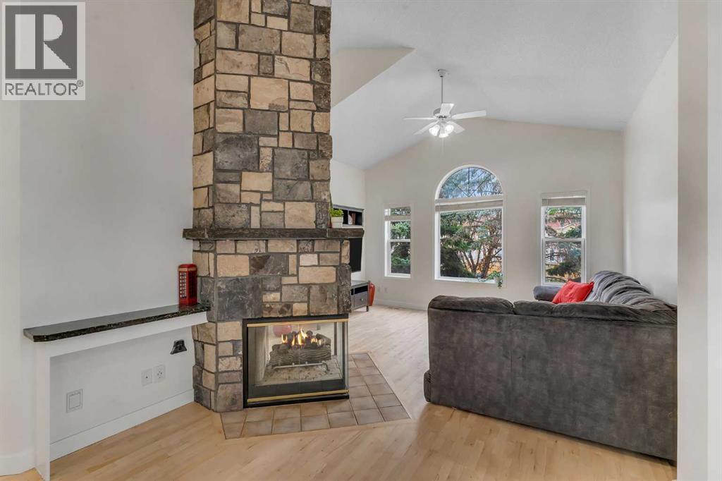 44 Douglas Glen Crescent SE, Calgary, Alberta  T2Z 3M6 - Photo 11 - A2329707