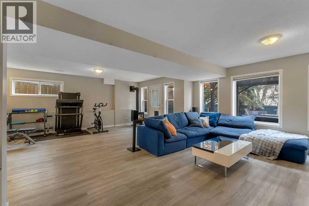 44 Douglas Glen Crescent SE, Calgary, Alberta  T2Z 3M6 - Photo 37 - A2329707