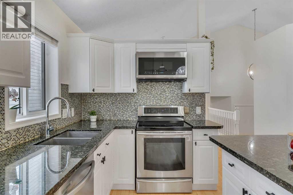 44 Douglas Glen Crescent SE, Calgary, Alberta  T2Z 3M6 - Photo 17 - A2329707