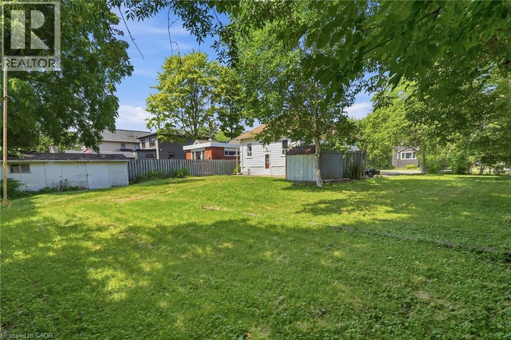 188 Troy Street, Mississauga, Ontario  L5G 1S7 - Photo 6 - 40850117