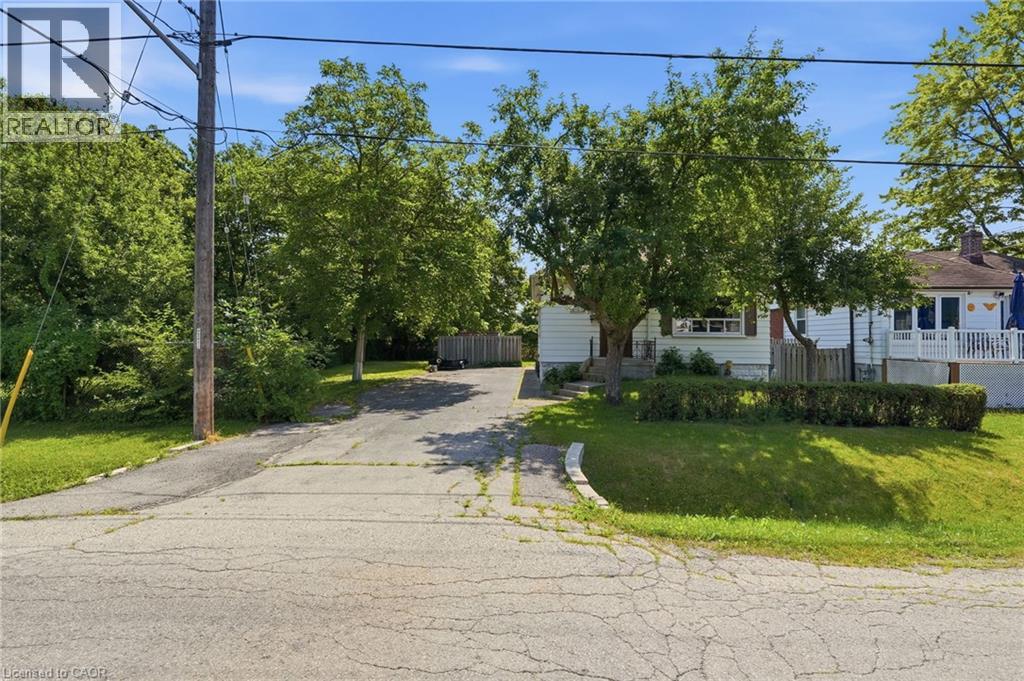 188 TROY Street, Mississauga, Ontario