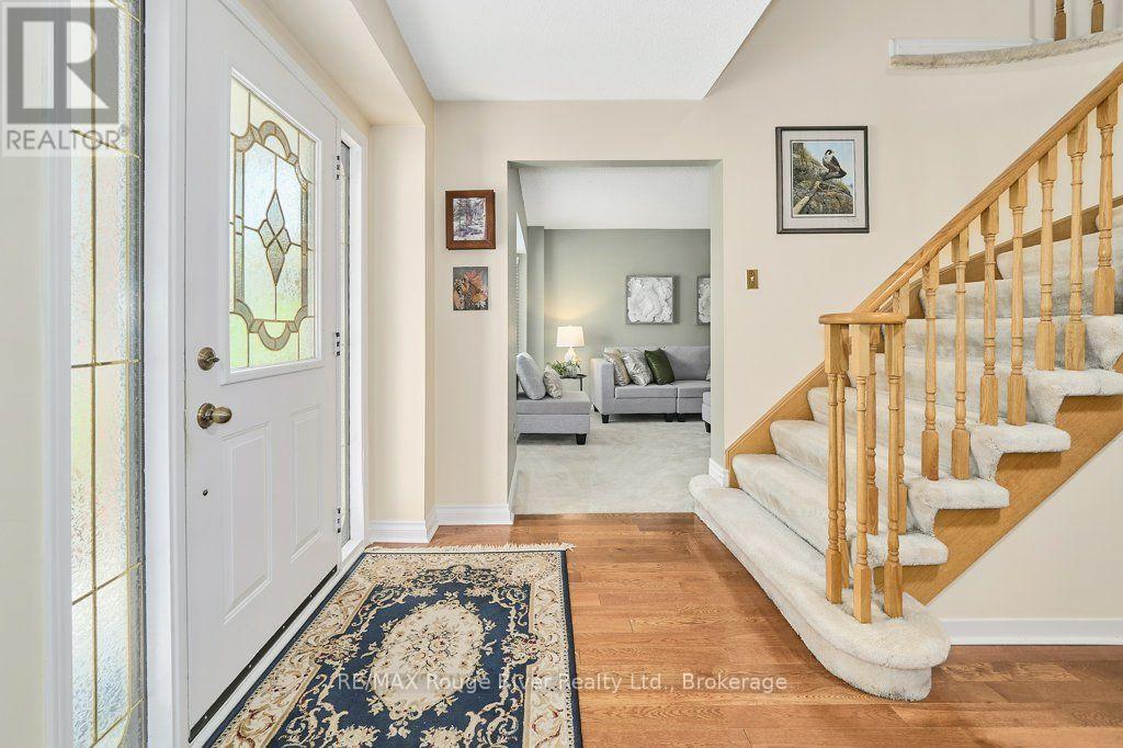 939 Catskill Drive, Oshawa, Ontario  L1J 8J9 - Photo 8 - E13630536