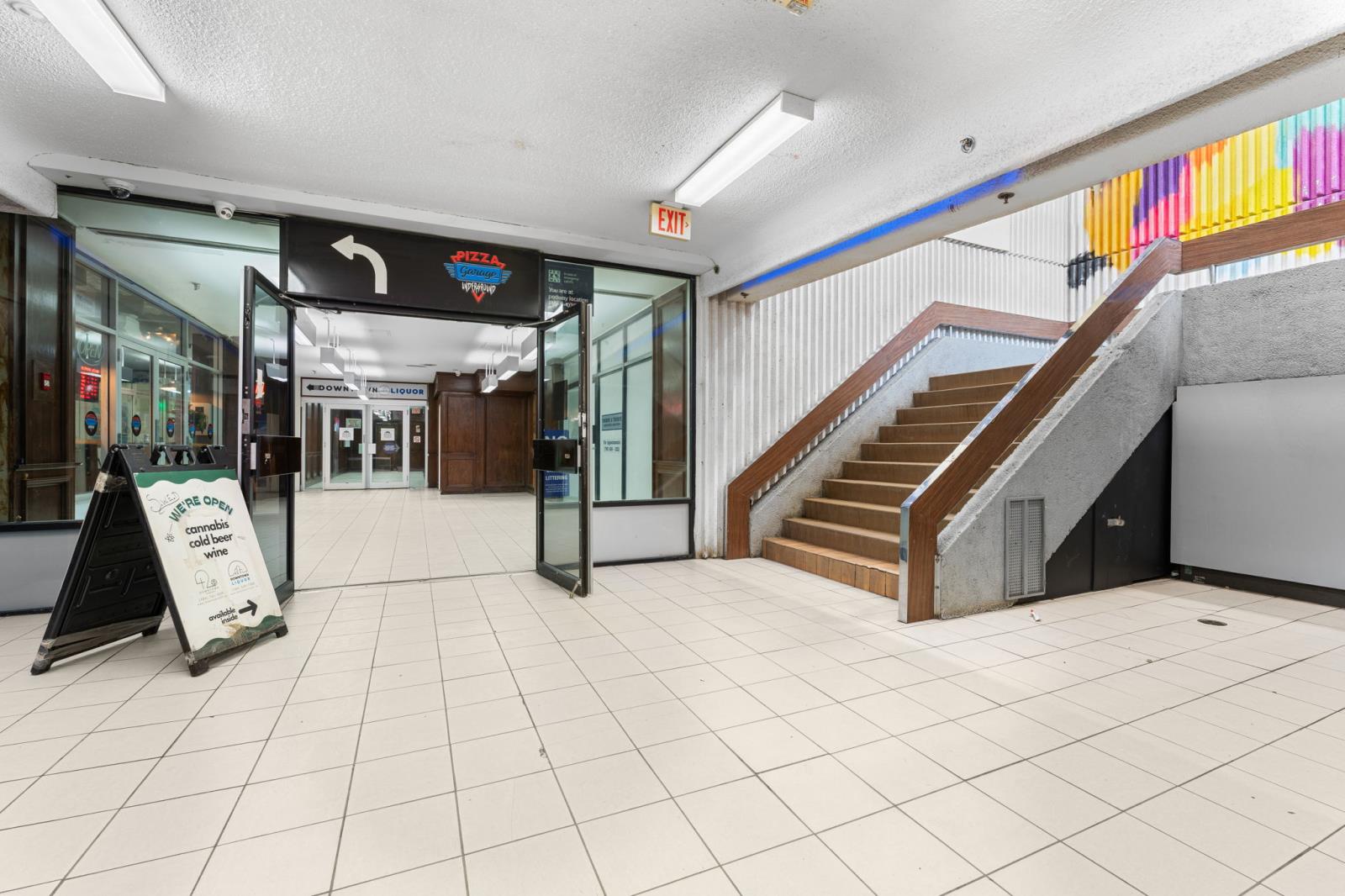 1a , 10020 Jasper Avenue, Edmonton, Alberta  T5J 1R2 - Photo 3 - 44355986