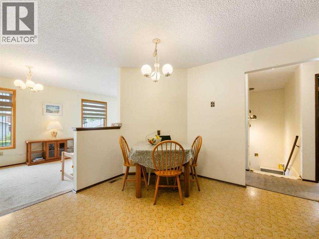 1620 47 Street SW, Calgary, Alberta  T3C 2C8 - Photo 7 - A2334156