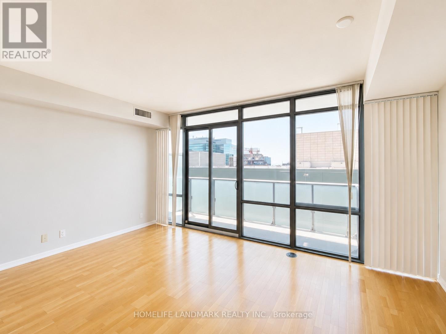 1601 - 832 Bay Street, Toronto, Ontario  M5S 1Z6 - Photo 2 - C13630800