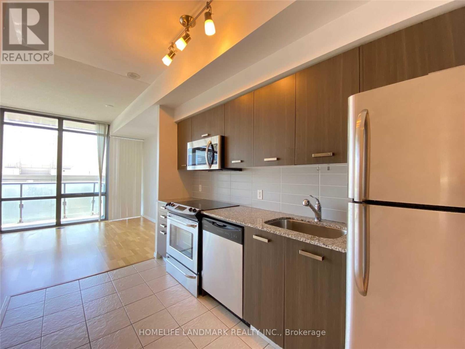 1601 - 832 Bay Street, Toronto, Ontario  M5S 1Z6 - Photo 3 - C13630800
